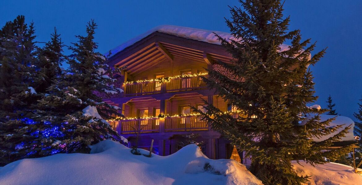 Chalet in the Heart of Courchevel 1850 -of Pure Bliss