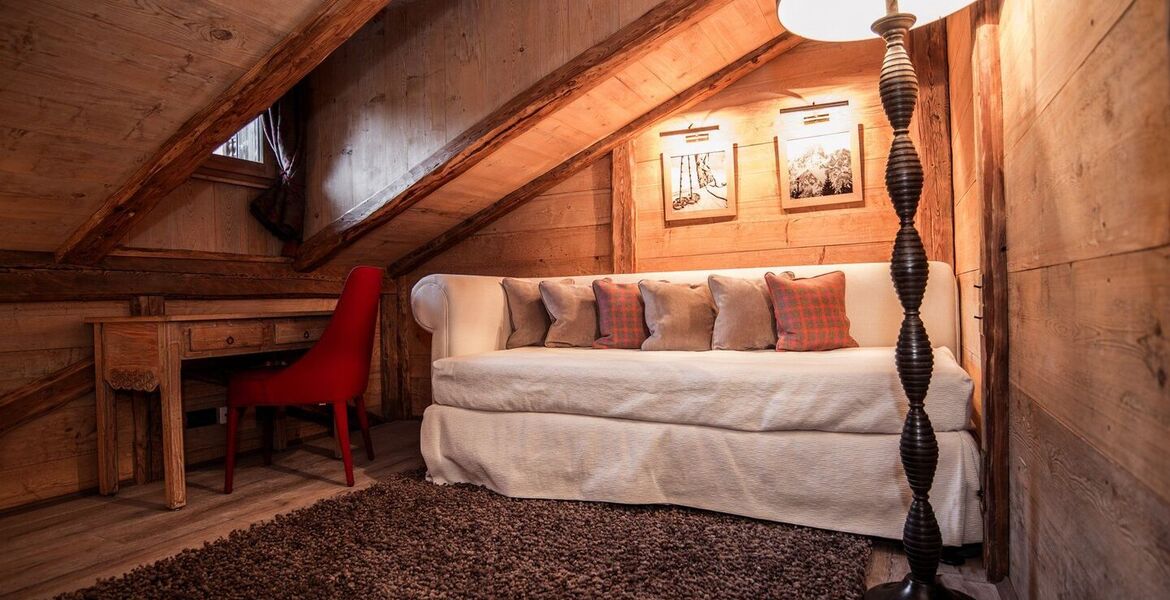 Chalet in the Heart of Courchevel 1850 -of Pure Bliss