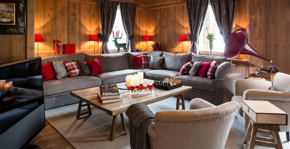 Chalet in the Heart of Courchevel 1850 -of Pure Bliss