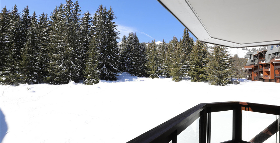 Courchevel 1850  accès direct sur un front de neige 