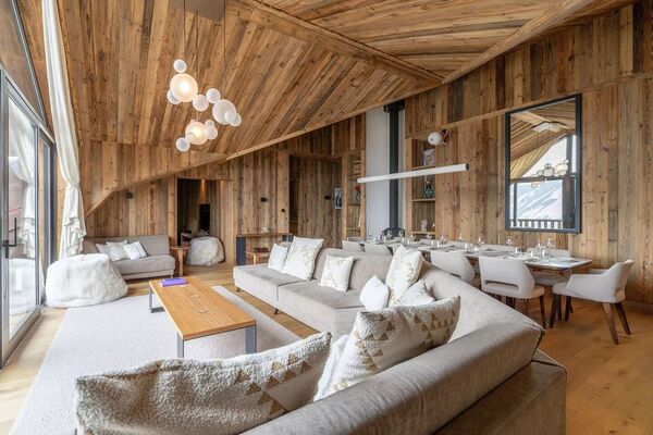 Luxury Ski-in/Ski-out Penthouse Chalet in Courchevel 1850