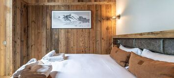 Luxury Ski-in/Ski-out Penthouse Chalet in Courchevel 1850