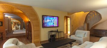 Ski-in/Ski-out Luxury Chalet in Courchevel 1850