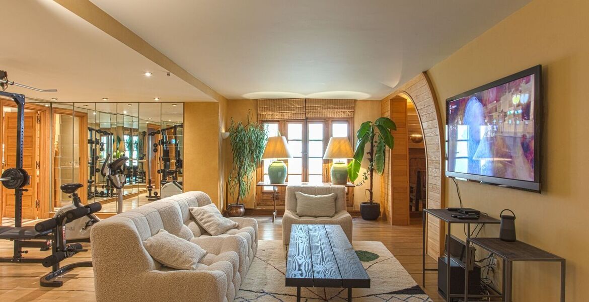 Ski-in/Ski-out Luxury Chalet in Courchevel 1850