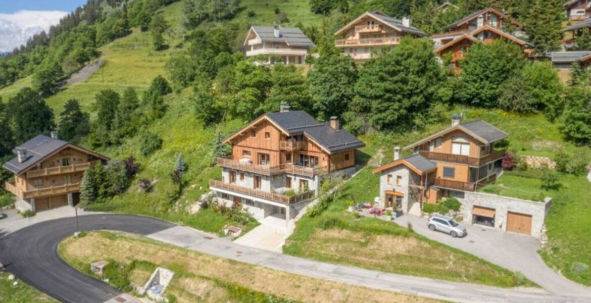 Chalet de luxe à Méribel avec vue imprenable et jacuzzi