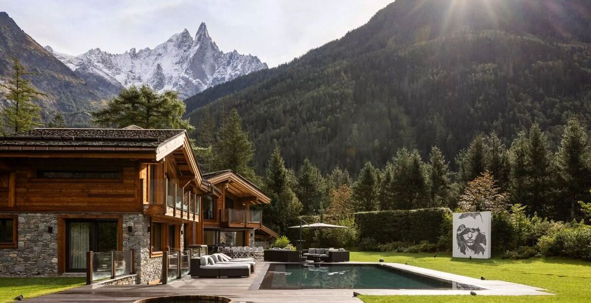 Luxury Chalet in Praz de Chamonix with Mont Blanc Views