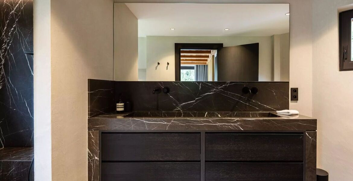 Luxury Chalet in Praz de Chamonix with Mont Blanc Views