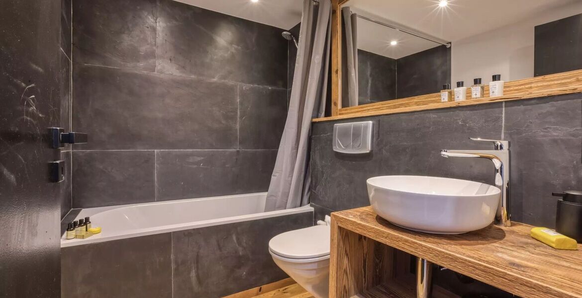 Luxury Chalet in Argentière with Stunning Mountain Views