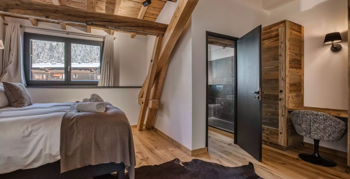 Luxury Chalet in Argentière with Stunning Mountain Views