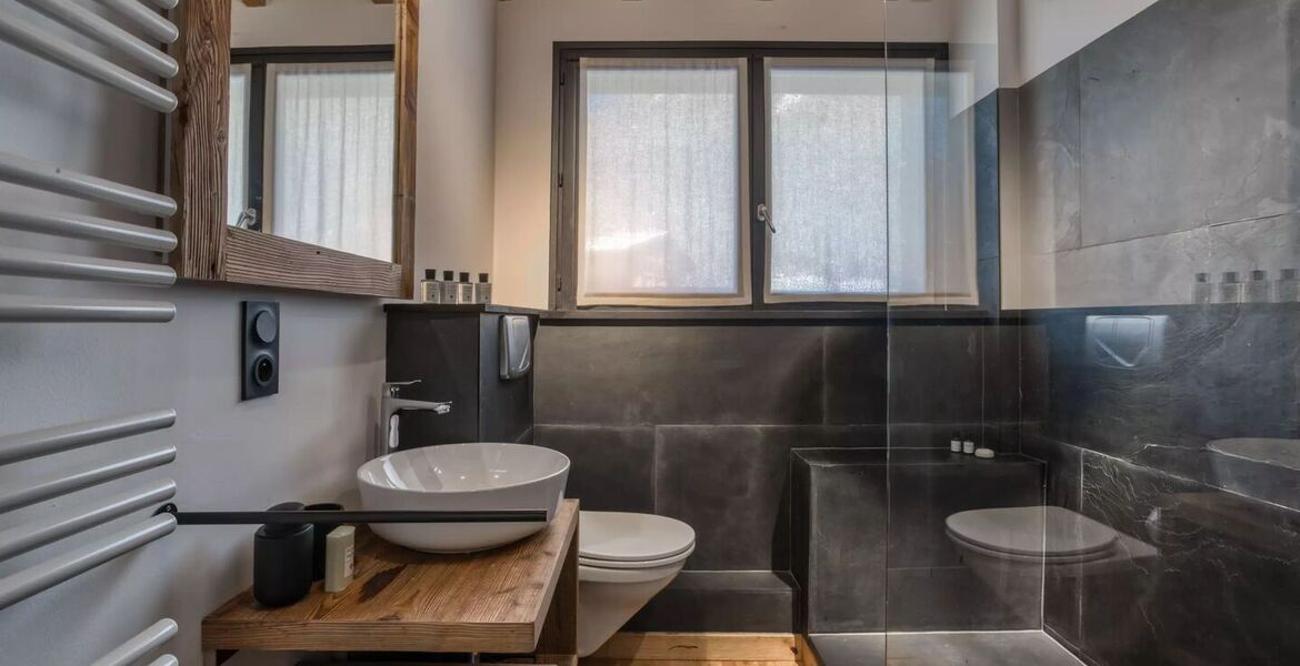 Luxury Chalet in Argentière with Stunning Mountain Views