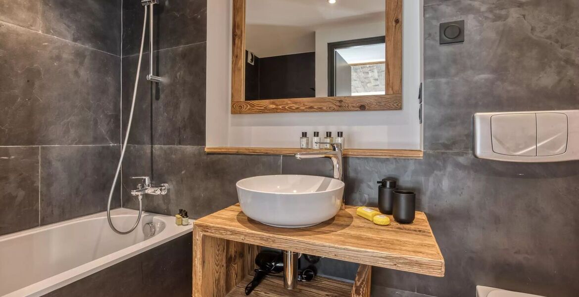 Luxury Chalet in Argentière with Stunning Mountain Views