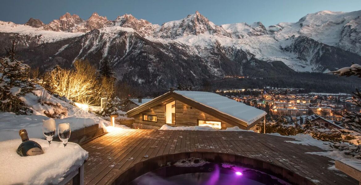 Luxury Chalet in Chamonix with Breathtaking Alpine Views