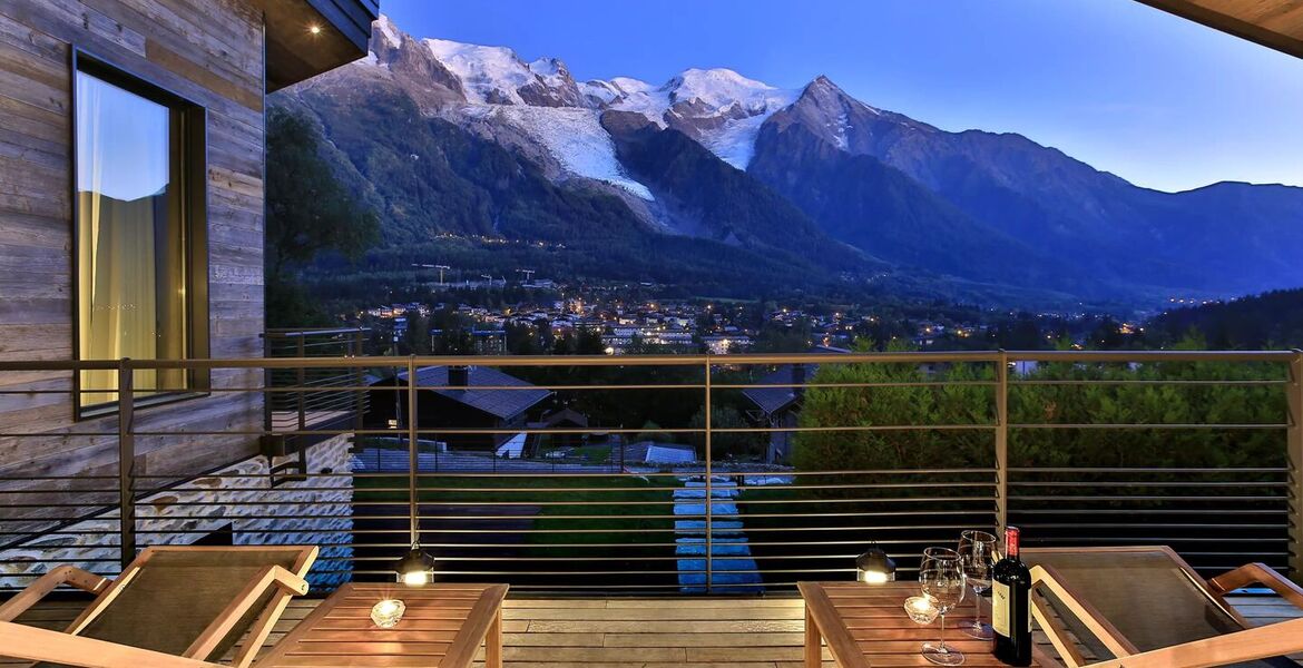 Luxury Chalet in Chamonix with Breathtaking Alpine Views