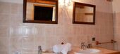 2 bedroom apartment with balcony