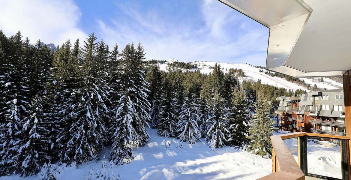 Élégant appartement skis aux pieds à Courchevel 1850