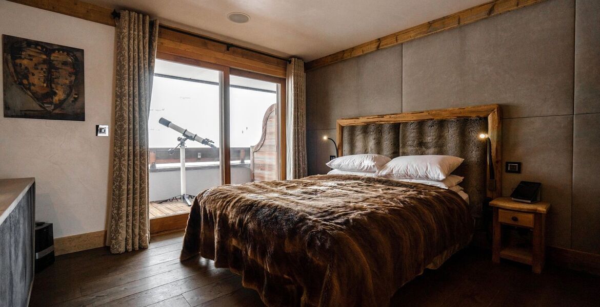 Ski-in Ski-out Apartment in Courchevel 1850