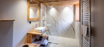 Brand New Luxury Chalet in Méribel with Spa