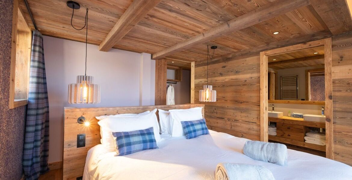 Brand New Luxury Chalet in Méribel with Spa