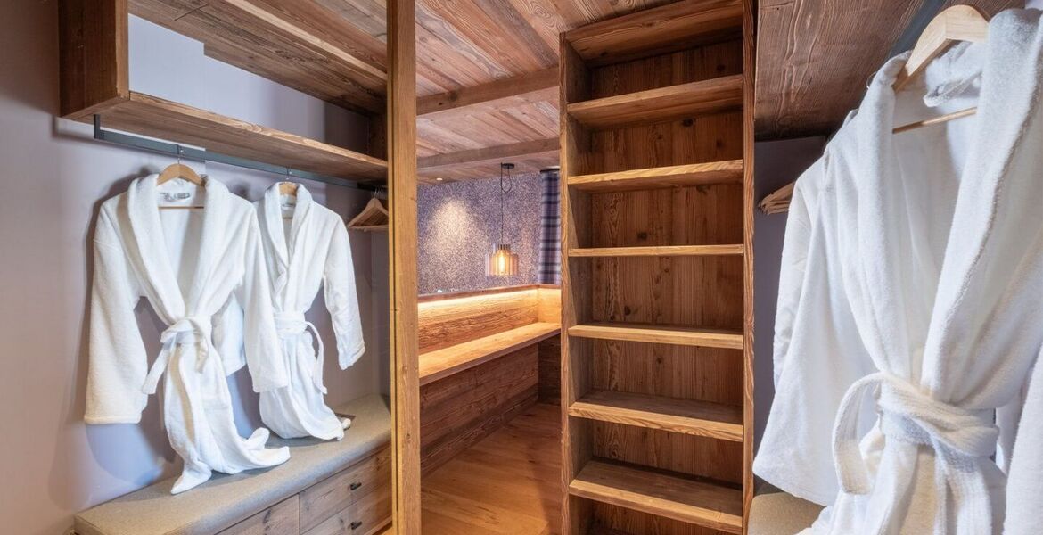 Brand New Luxury Chalet in Méribel with Spa