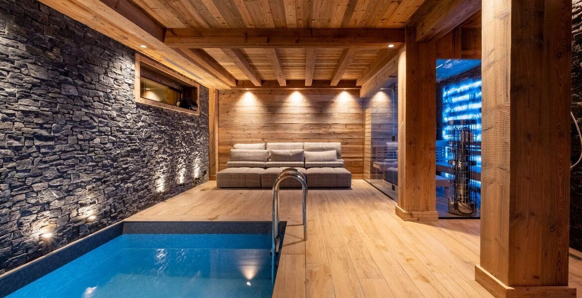 Brand New Luxury Chalet in Méribel with Spa
