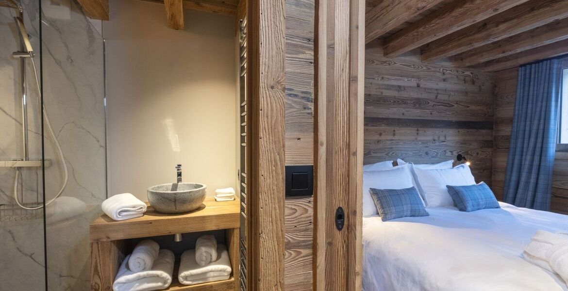 Brand New Luxury Chalet in Méribel with Spa