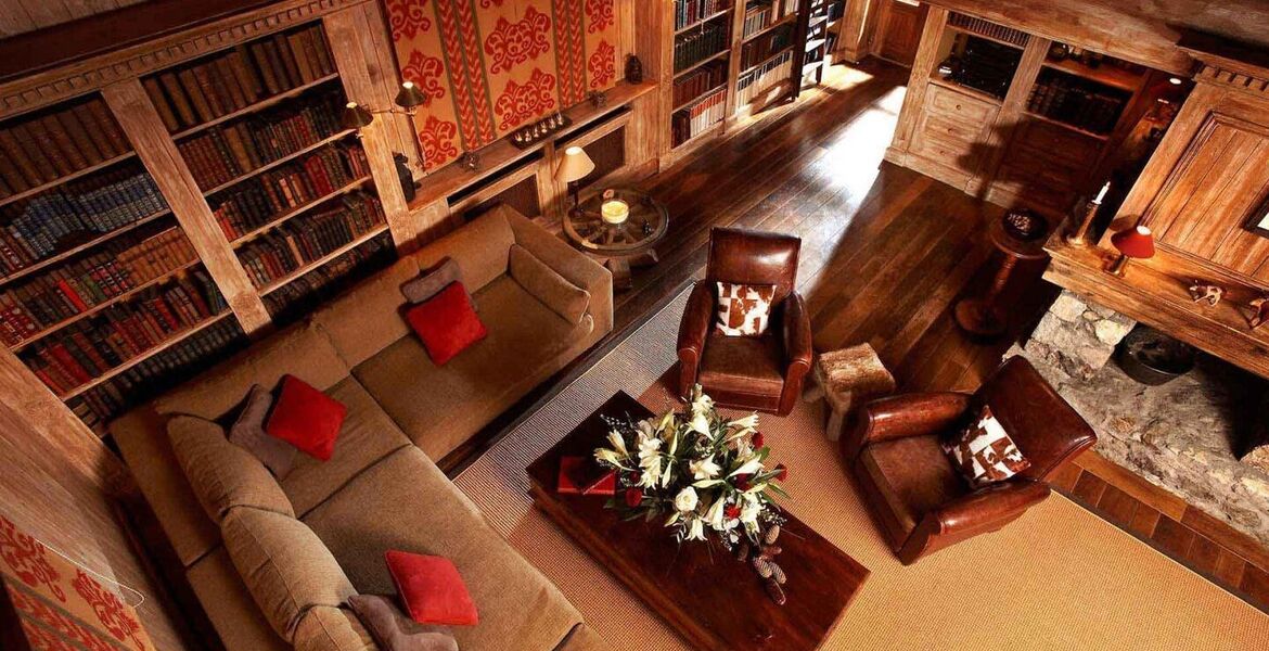Luxury Chalet with Alpine Charm in Méribel Village