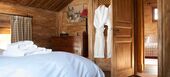 Luxury Chalet with Alpine Charm in Méribel Village
