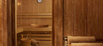 Luxury Chalet with Alpine Charm in Méribel Village