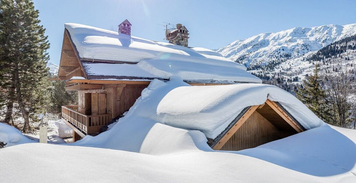 Luxury Chalet with Alpine Charm in Méribel Village
