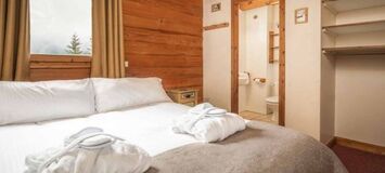 Traditional Savoyard Chalet with Cosy Log Cabin Feel