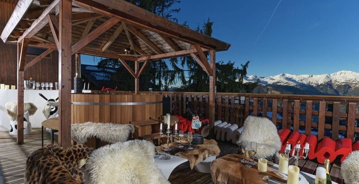 Suite exclusiva con terraza panorámica en Courchevel 1850