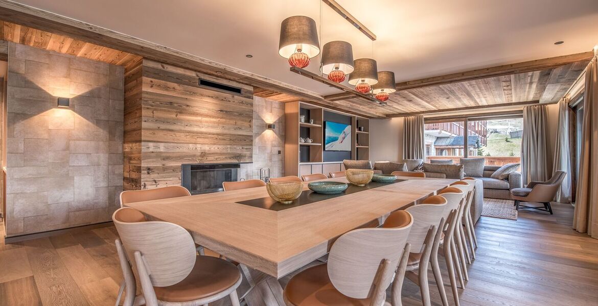 Luxurious Alpine Apartment with Ski-In/Ski-Out Access