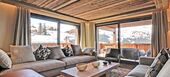 Luxurious Alpine Apartment with Ski-In/Ski-Out Access