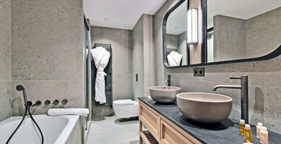 Luxurious Alpine Apartment with Ski-In/Ski-Out Access
