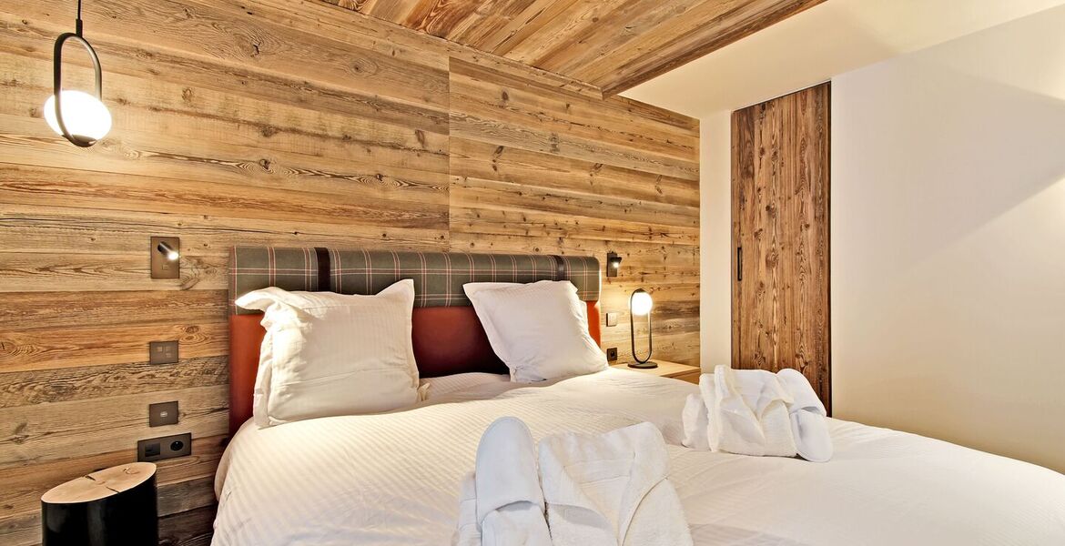 Luxurious Alpine Apartment with Ski-In/Ski-Out Access