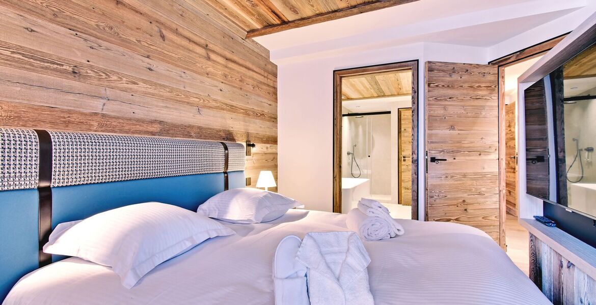 Luxurious Alpine Apartment with Ski-In/Ski-Out Access
