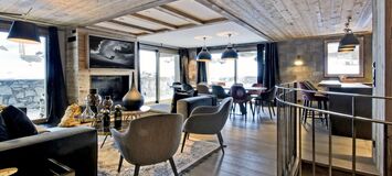 A Luxurious Alpine Retreat with a Massive Terrace