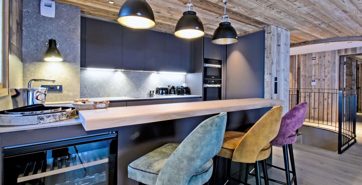 A Luxurious Alpine Retreat with a Massive Terrace