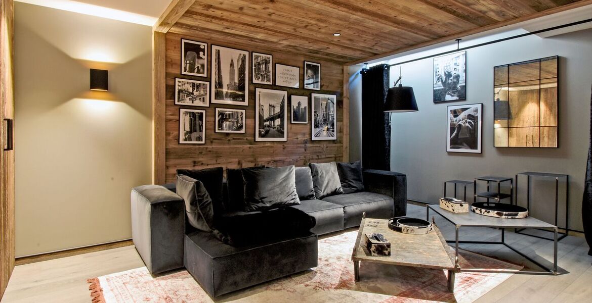 A Luxurious Alpine Retreat with a Massive Terrace