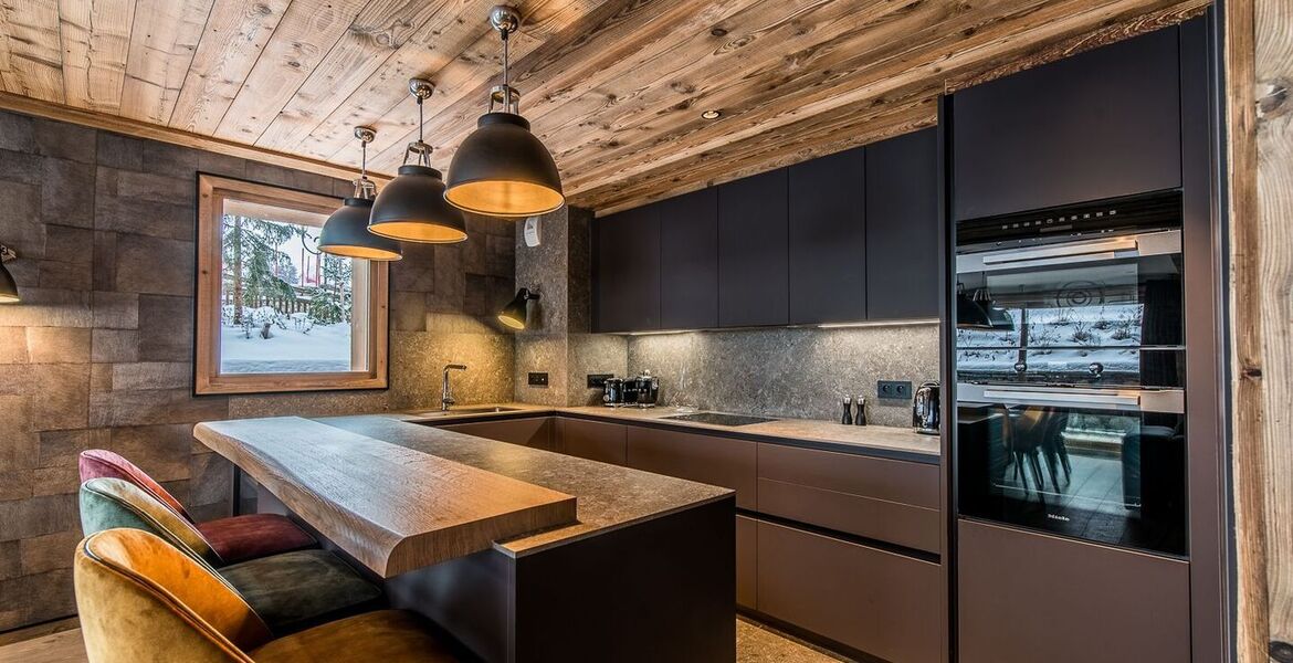 A Luxurious Alpine Retreat with a Massive Terrace