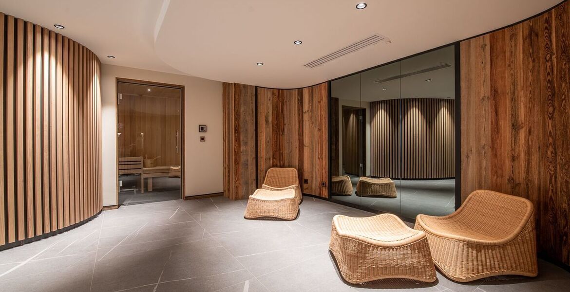 A Luxurious Alpine Retreat with a Massive Terrace