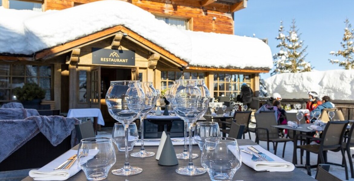 Отель Grand Hôtel Au Rond Point des Pistes