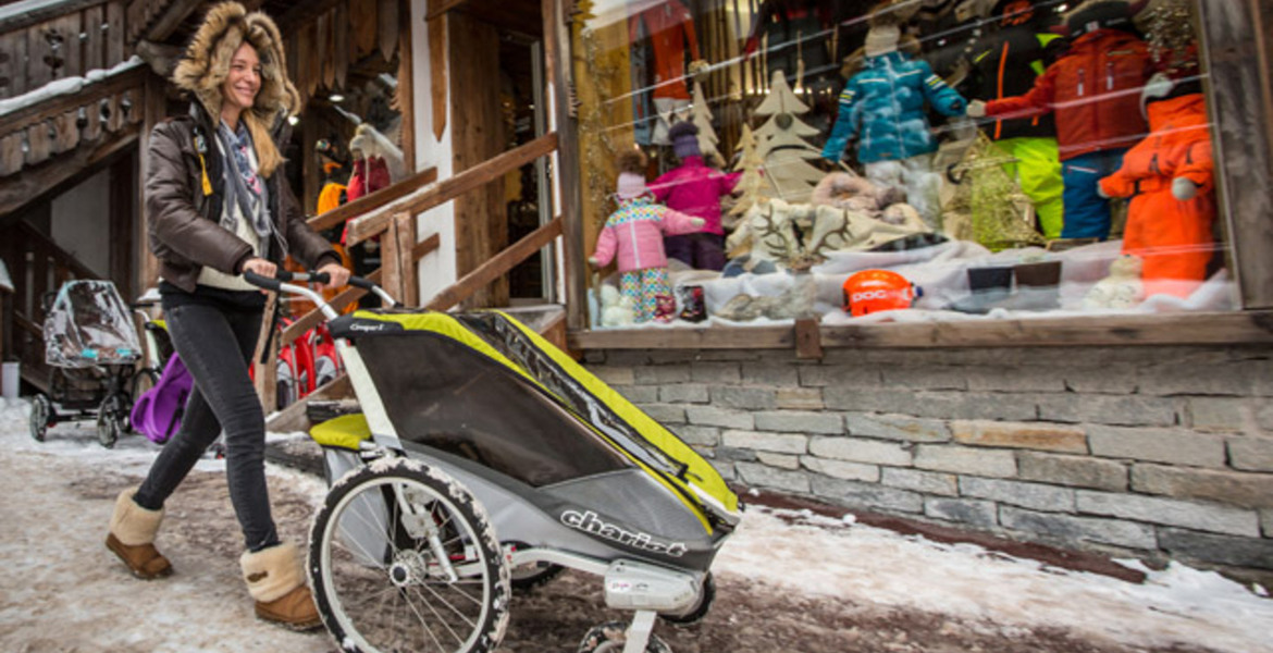 Rental of pushchairs for your children at Courchevel 1850